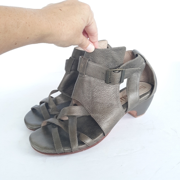 Anthropologie Gee Wawa Strappy Sandals Leather - Picture 2 of 6
